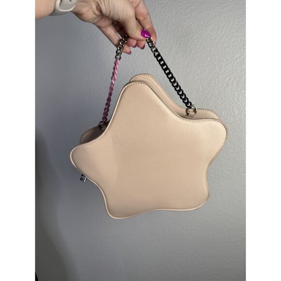 Betsey Johnson Star-Shaped Handbag With Pink & Black Chain Handles - Picture 2 of 10